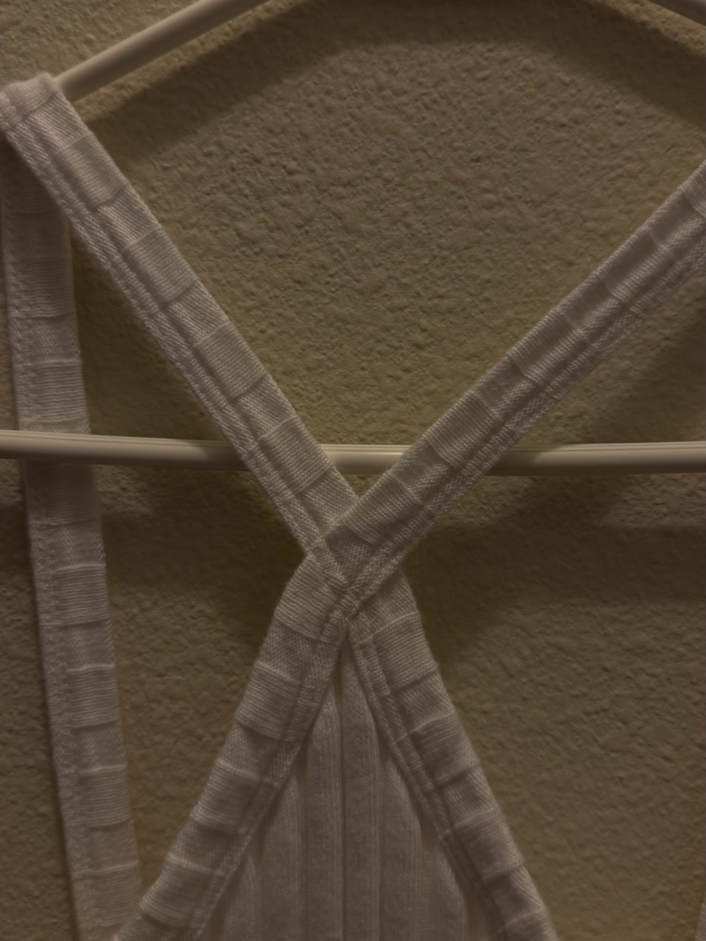Zara White Ribbed Cropped Halter Top - Picture 2 of 5